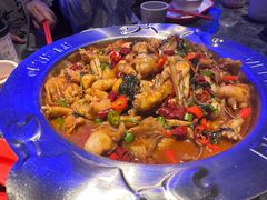 -胖哥俩肉蟹煲(长沙高铁吾悦广场店)