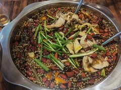 -乡土特色.冷锅鱼.牦牛肉汤锅