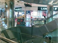 -百盛(莘庄店)