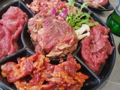-啊美丽炭火烤肉(滑翔一店)