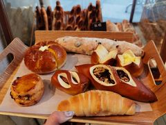 -Dough&Joe团憩(瑞虹天地月亮湾店)