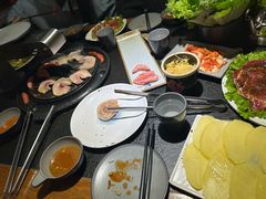 -七甲山烤肉(长白山奇石山珍根艺一条街店)