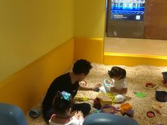 -KIDults童伴儿亲子餐厅(达美中心广场店)