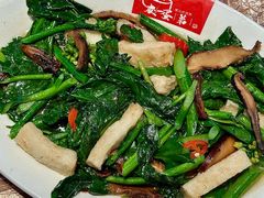 -皮蛋弟砂锅店(总店)