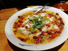炝锅泼辣鱼-半步颠小酒馆(爱琴海店)
