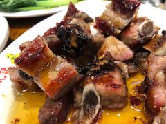 蜜汁排骨-澳门陈光记烧味饭店(南京德基广场店)