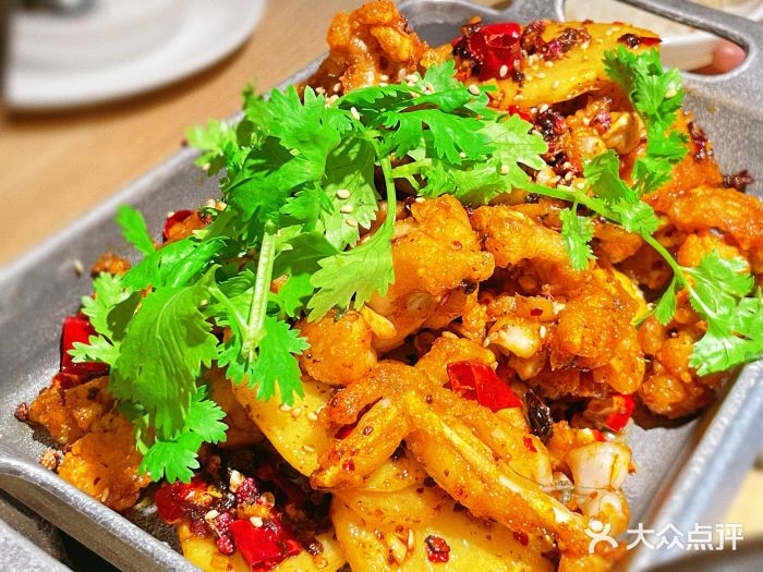 佬肥猫(周浦万达店)馋嘴香锅牛蛙图片