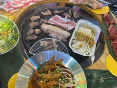 烤肉呼啦圈-玄希浪漫厨房·韩料烤肉(湖滨银泰in77店)