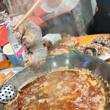 长沙排队王，七七地摊也开到大连了