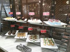 -小天鹅戴斯酒店鲸鲨百汇创作料理