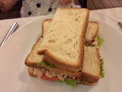 -Old House Restaurant