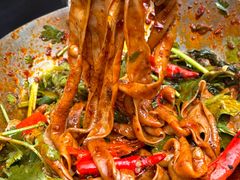 -拈签一笑黄牛肉辣卤串串