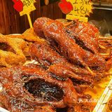 酱酱酱！美食时间到发现一家超好吃的甜皮鸭 ！