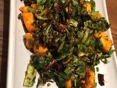 -云海肴·汽锅鸡·云南菜(天山百盛优客店)