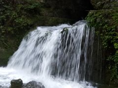-龙水峡地缝景区