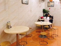 用餐区-信行丰炖品皇店(光孝路店)