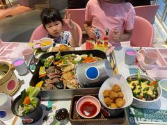 -水桶王国主题餐厅·聚会·生日派对·亲子活动·家庭套餐(亚龙湾希尔顿店)