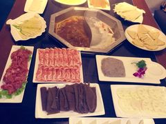 -重庆德庄火锅(体育中心店)