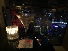 -The lounge 柏悦酒店大堂酒廊(上海环球金融中心店)