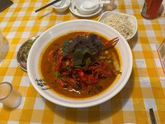 -龙巢盱眙龙虾·鸡煲·烧烤宵夜(坪洲店)