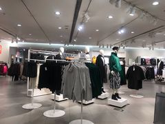 -H&M(华润万象城店)