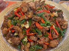 -郑小二山东特色炒鸡店(红小巷店)