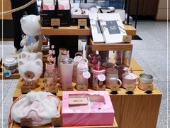 零售区-星巴克臻选(金桥国际店)