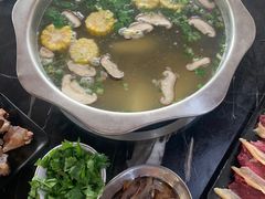 -牛一煲美食(江高店)