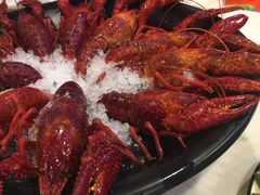 -虾弄弄海派小龙虾·牛羊蝎子火锅