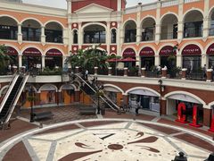 -佛罗伦萨小镇广佛名品奥特莱斯(疏港路店)