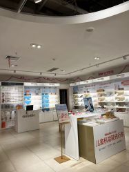 -孩子王(静安大融城店)
