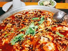 -小饕荟雅安贡椒鱼鲜馆(广福桥店)