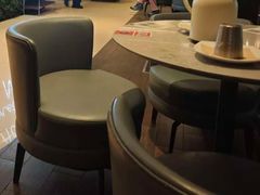 -必胜客(欢乐颂店)