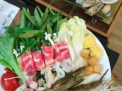 -樾餐厅泰式海鲜火锅(民歌湖店)