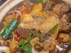 -沙胆彪炭炉牛杂煲(上海日月光广场店)