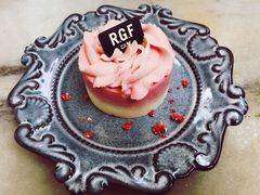 -RGF(巨鹿路店)