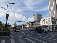 -汇德隆银隆