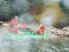 -雅鲁激流探险漂流