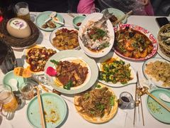 -嗨辣小聚·盘锦河蟹·海鲜烧烤龙虾(盘锦十年好店)