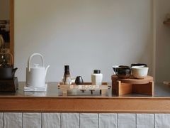 -彳亍咖啡·这里(水湾路店)