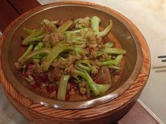 -佬麻雀·新湘菜(东方宝泰店)