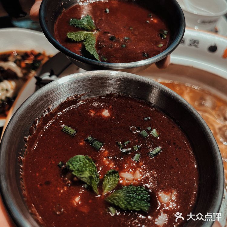 福州爱琴海：炊牛叔牛腩煲🐂