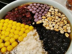 五彩红糖冰粉-拈菜(观音桥阳光世纪店)