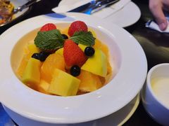 新鲜水果沙拉-bluefrog蓝蛙(皇庭广场店)