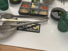 -喃喃椰·糟粕醋·椰子鸡火锅(七堡花园店)