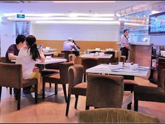 大堂-新大咀港式茶餐厅(宝山万达店)