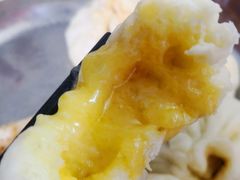 爆汁流沙包-老陶包子铺(南大西南村店)