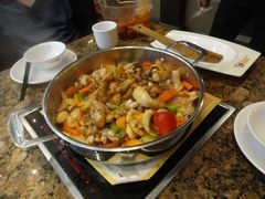 牛蛙，牛肋条，鸵鸟肉，安康鱼-黄记煌三汁焖锅(凯德广场店)
