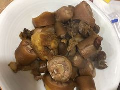 卤猪尾-龙小海荆沙鸽子店(瑞安街店)