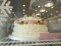 -红宝石·鲜奶小方·海派西点房(南丹店)